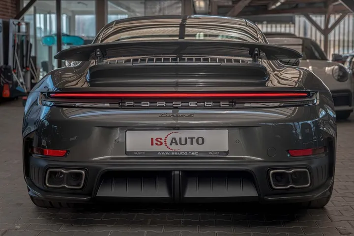 Porsche 992