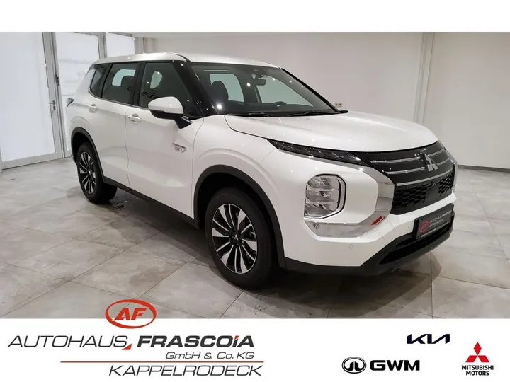 Mitsubishi Plug-in Hybrid Outlander