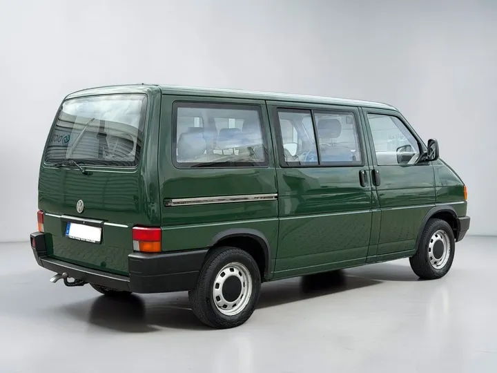 Volkswagen T4 Caravelle