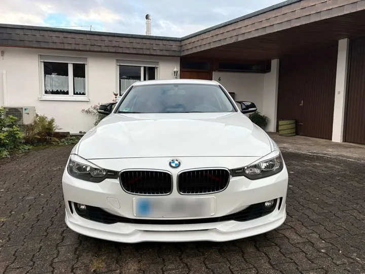 BMW 330