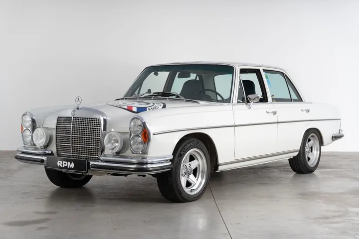 Mercedes-Benz 280