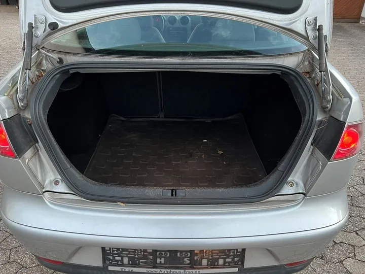 Seat Cordoba