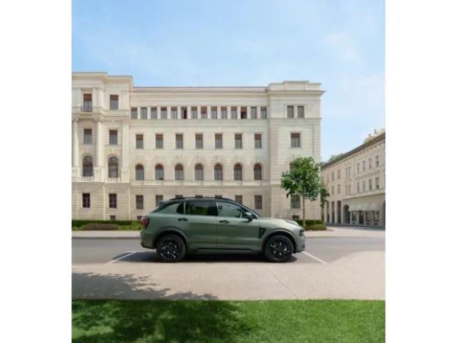 Lynk&Co 01