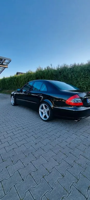 Mercedes-Benz 280