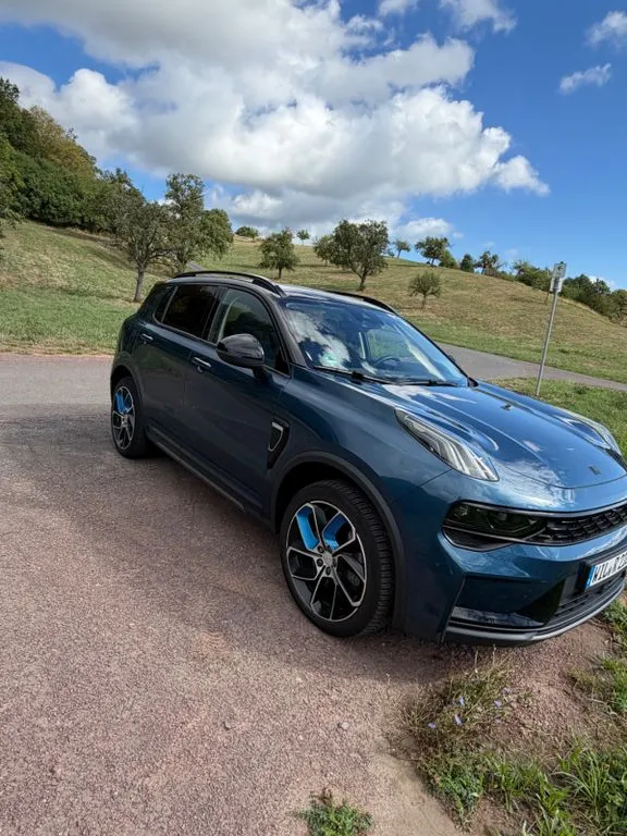 Lynk&Co 01