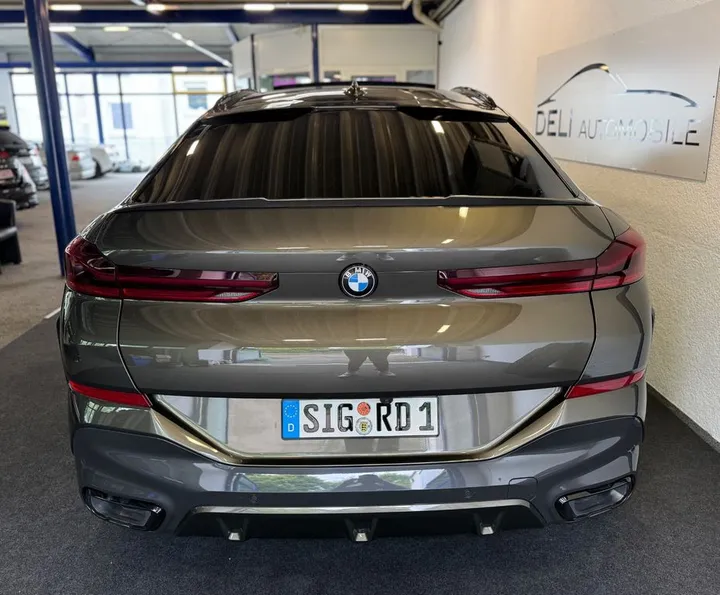 BMW X6 M50