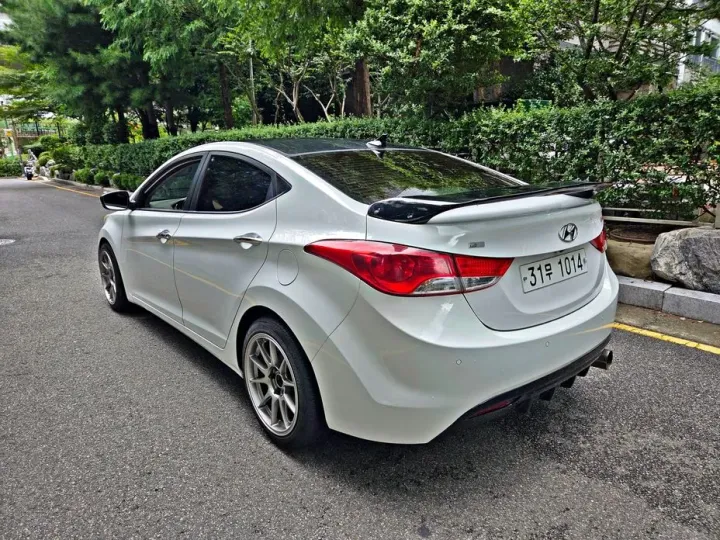 Hyundai Avante