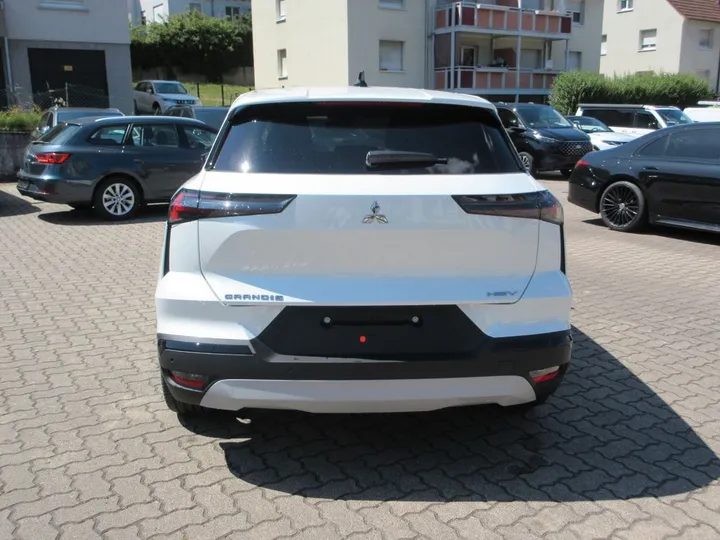 Mitsubishi Grandis