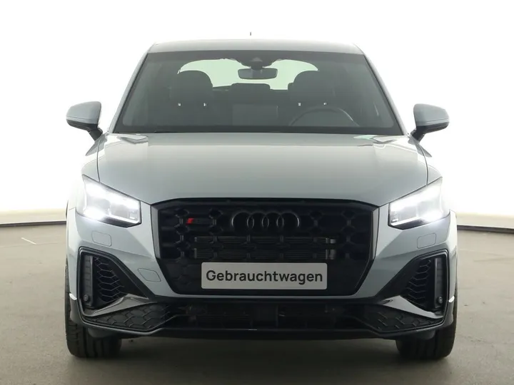 Audi SQ2