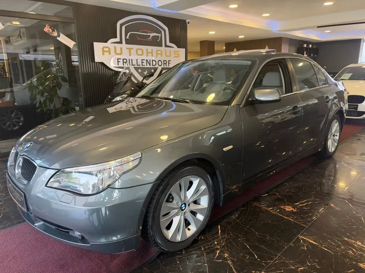 BMW 525