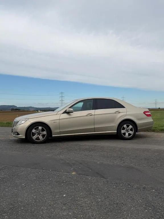 Mercedes-Benz E 250
