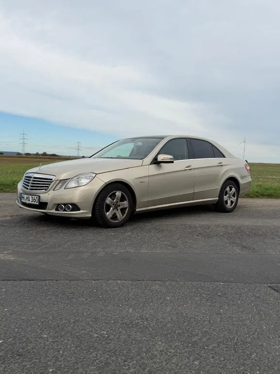 Mercedes-Benz E 250