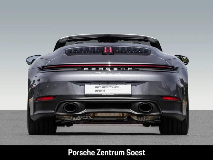Porsche 992