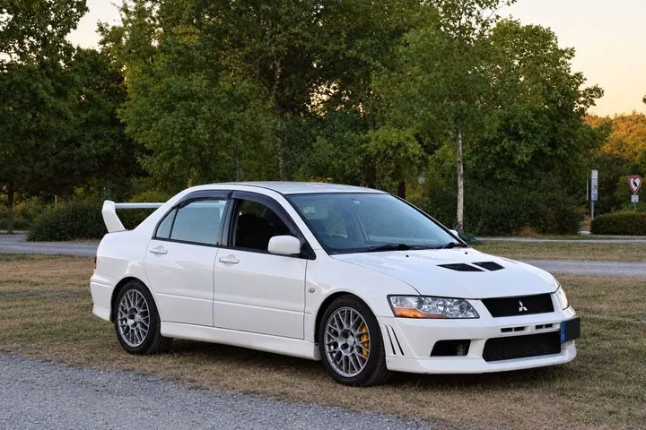 Mitsubishi Lancer