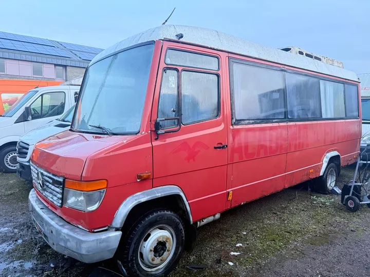 Mercedes-Benz Vario
