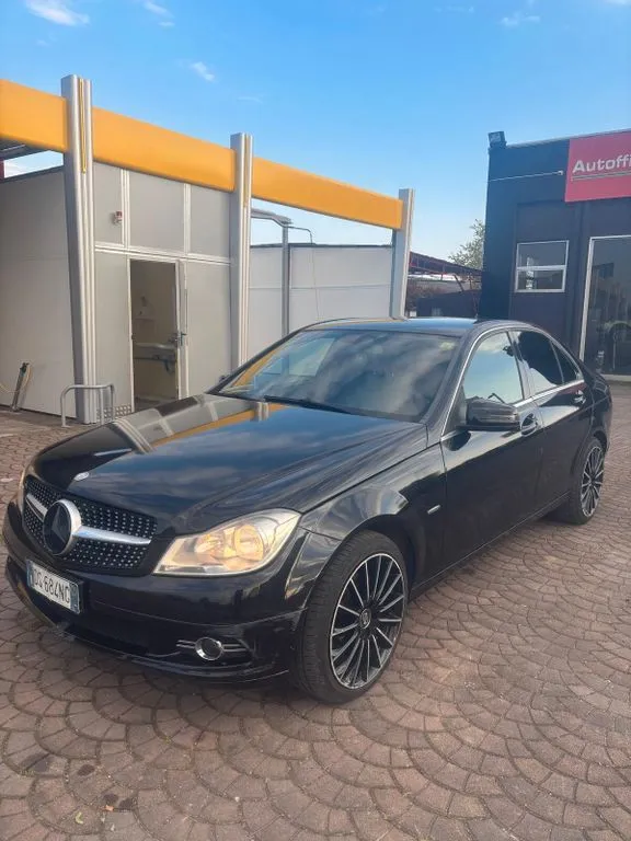 Mercedes-Benz C 220