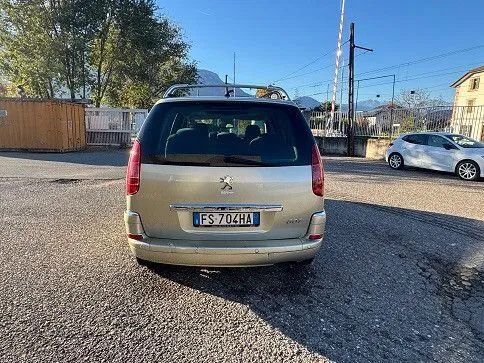 Peugeot 807