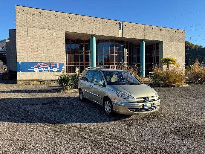 Peugeot 807