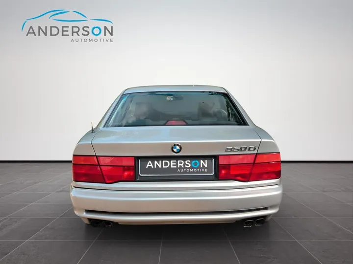 BMW 850