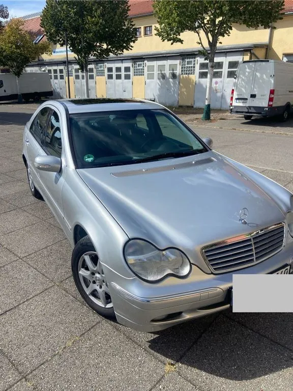 Mercedes-Benz C 180