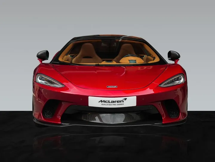 McLaren GT