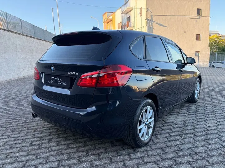 BMW 218