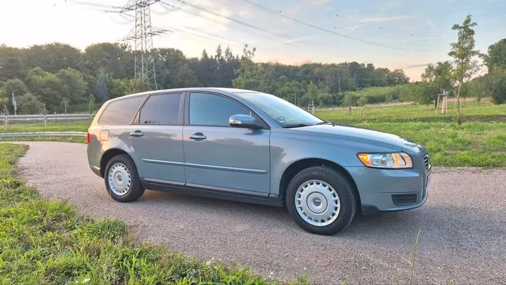 Volvo V50