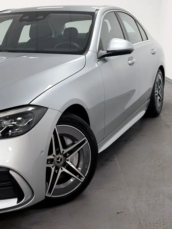 Mercedes-Benz C 180