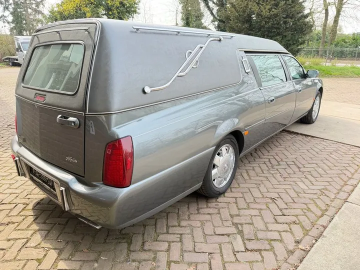 Cadillac Deville