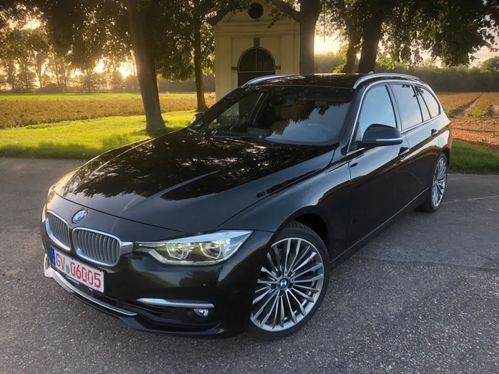 BMW 330