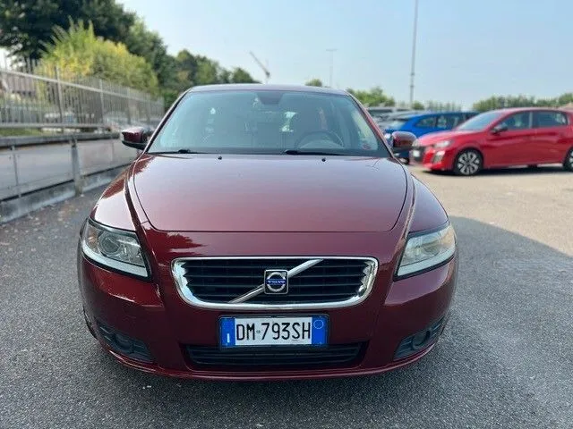 Volvo V50