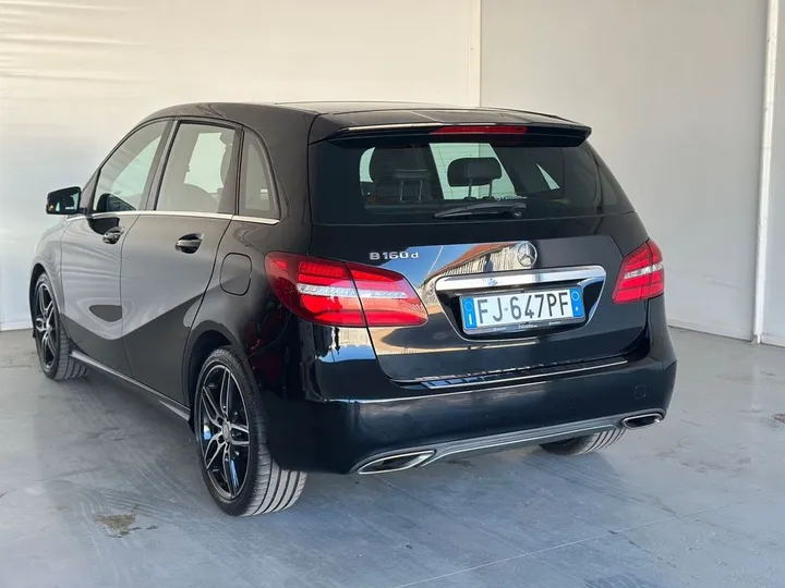 Mercedes-Benz B 160