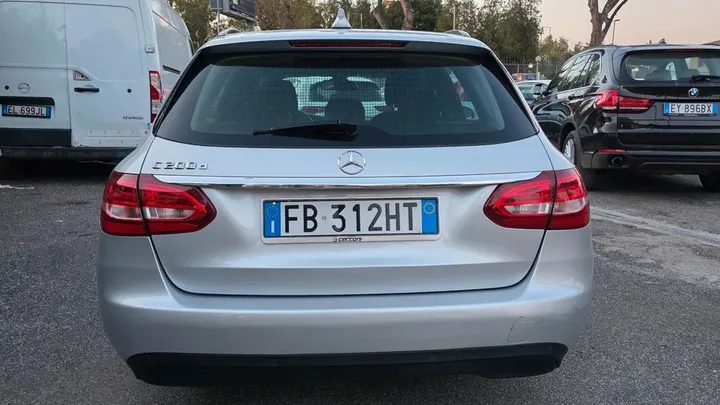 Mercedes-Benz C 200