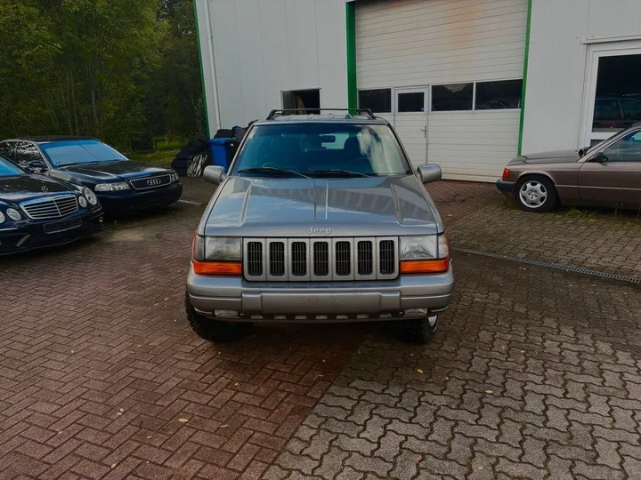 Jeep Grand Cherokee