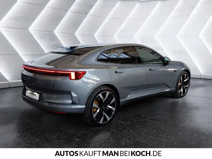 Polestar 4