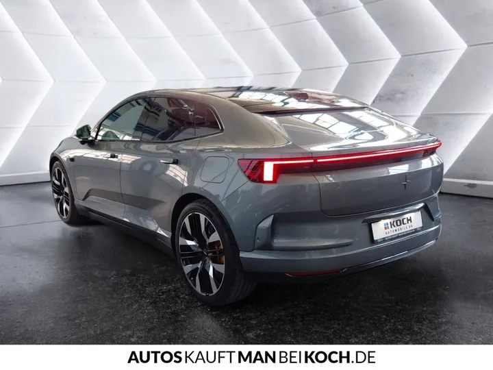 Polestar 4