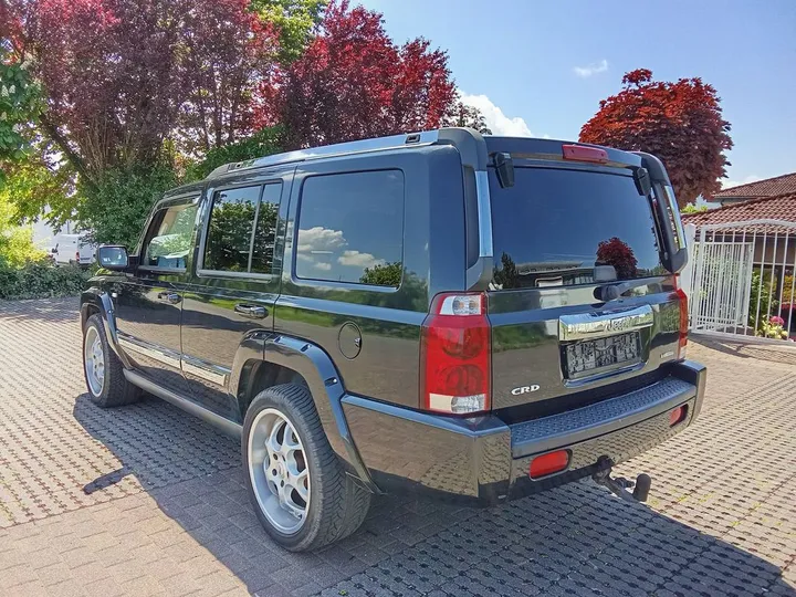 Jeep Commander