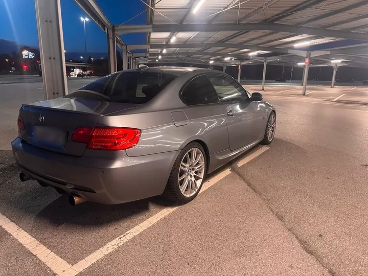 BMW 325