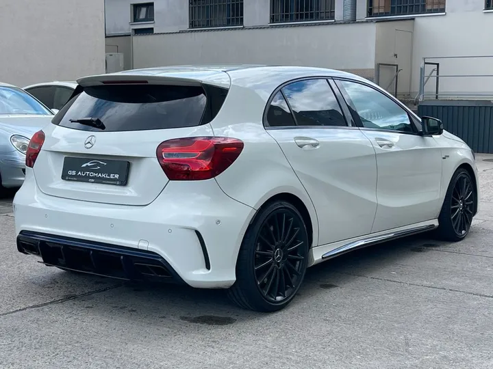 Mercedes-Benz A 45 AMG