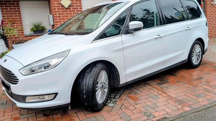 Ford Galaxy