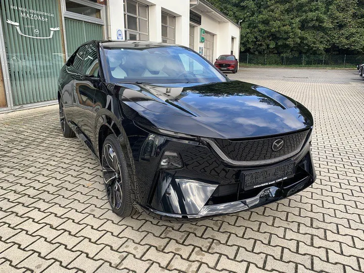Mazda CX-6e