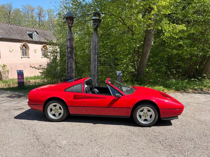 Ferrari 328
