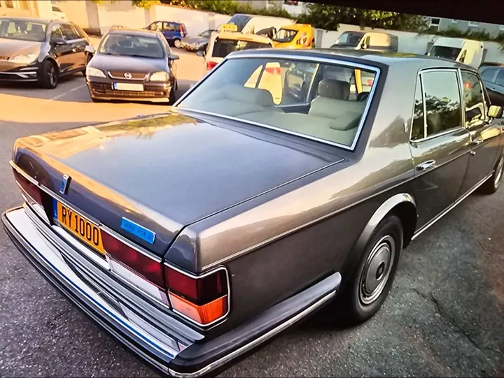 Rolls-Royce Silver Spur