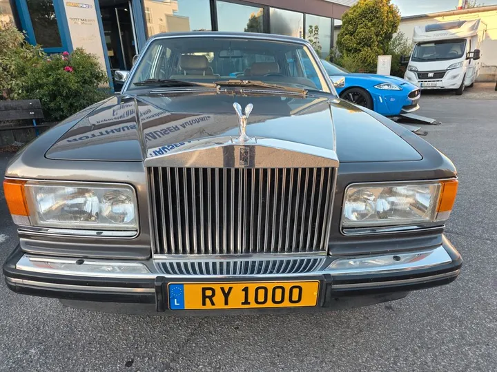Rolls-Royce Silver Spur