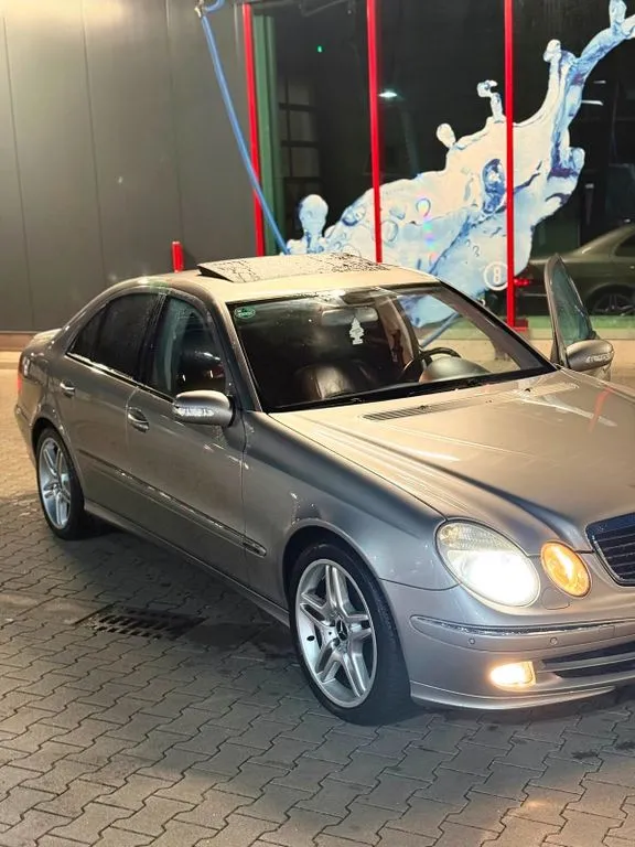 Mercedes-Benz E 350