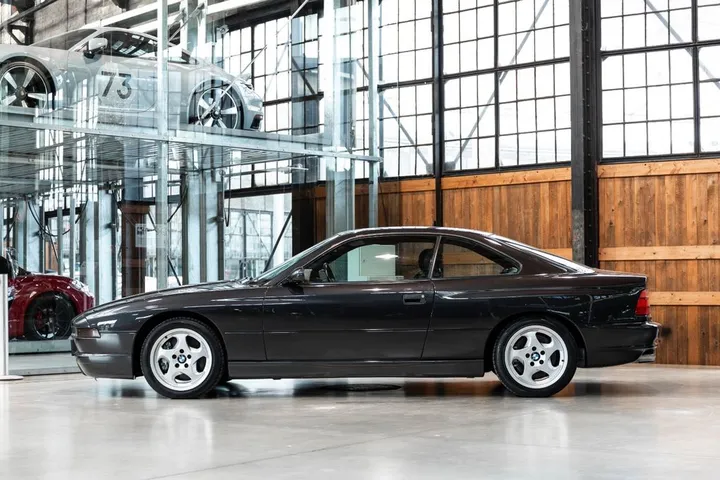 BMW 850