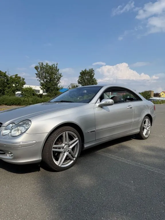 Mercedes-Benz CLK 240