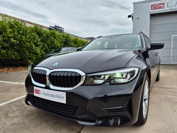 BMW 320