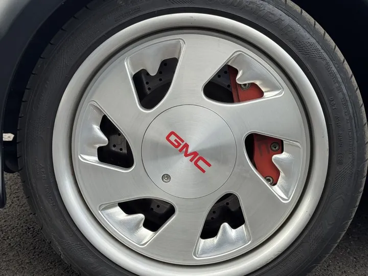 GMC Syclone