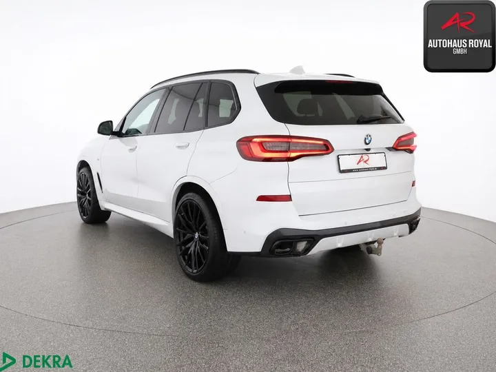 BMW X5 M50